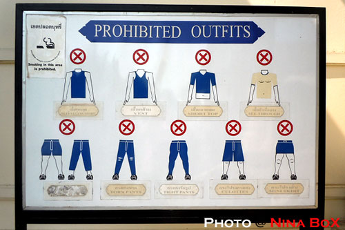 improper clothes to get in royal grand palace